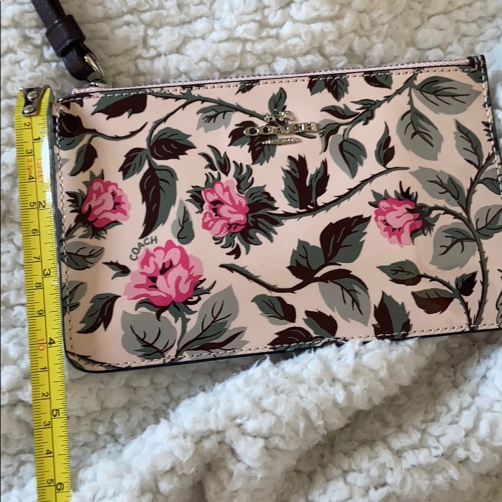 Coach Wristlet - Picture 3 of 7